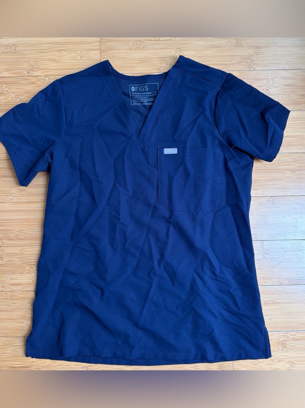 FIGS Womens Navy V-Neck Scrub Top with Chest Pocket